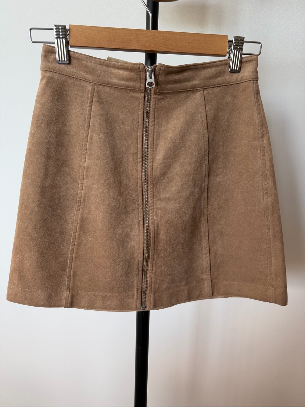 Aritzia tan mini skirt